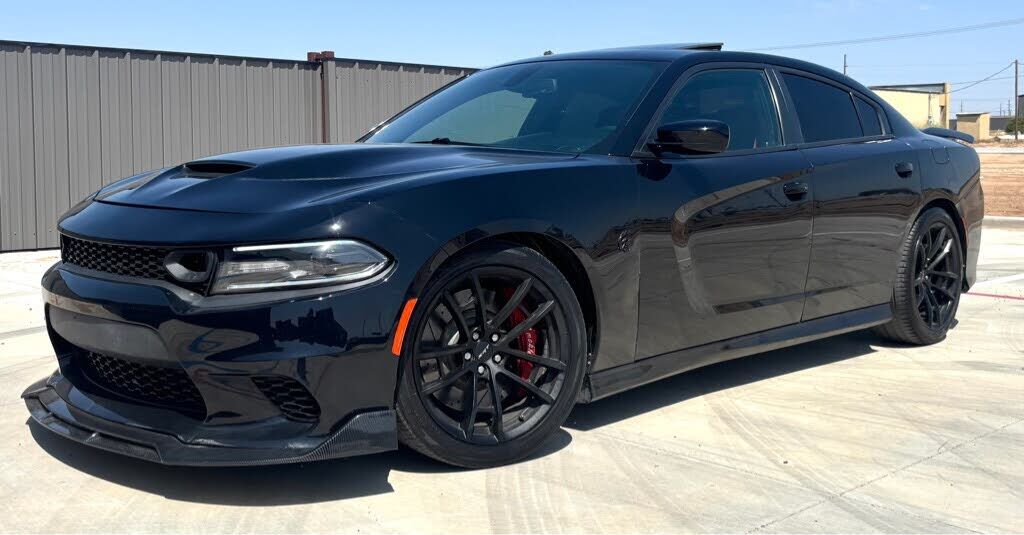 2019 DODGE Charger