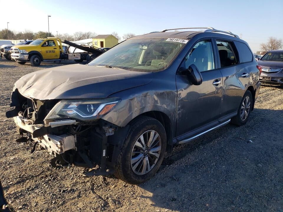 2019 NISSAN Pathfinder