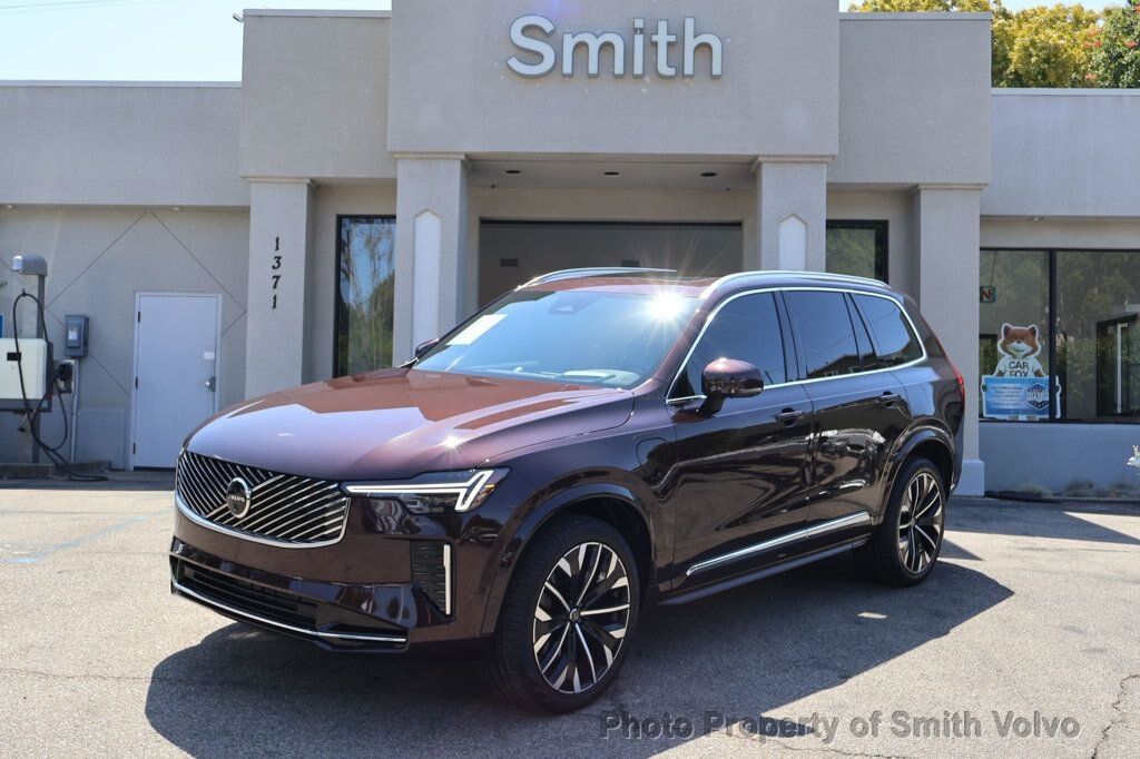 2025 VOLVO XC90