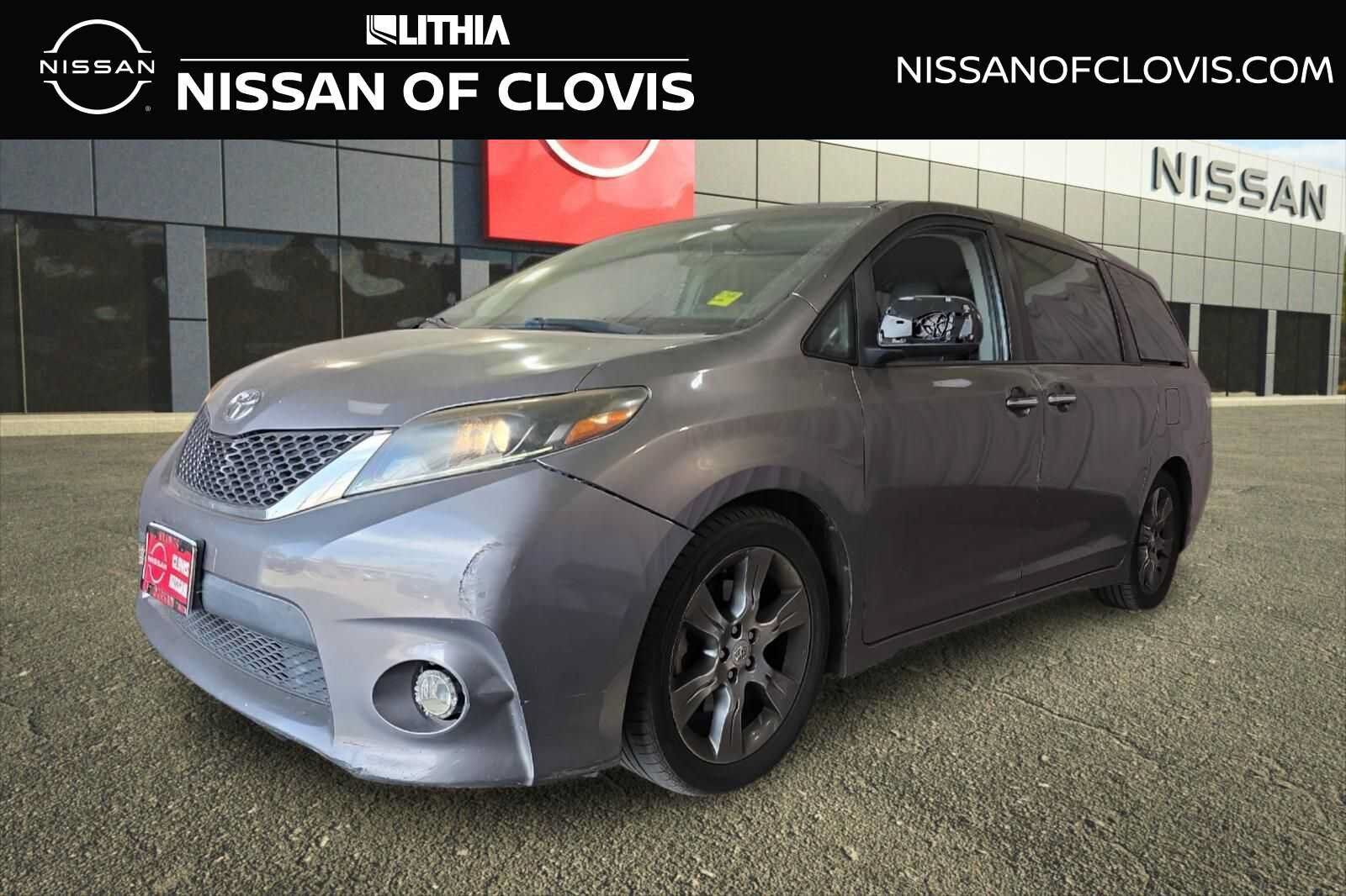 2015 TOYOTA Sienna