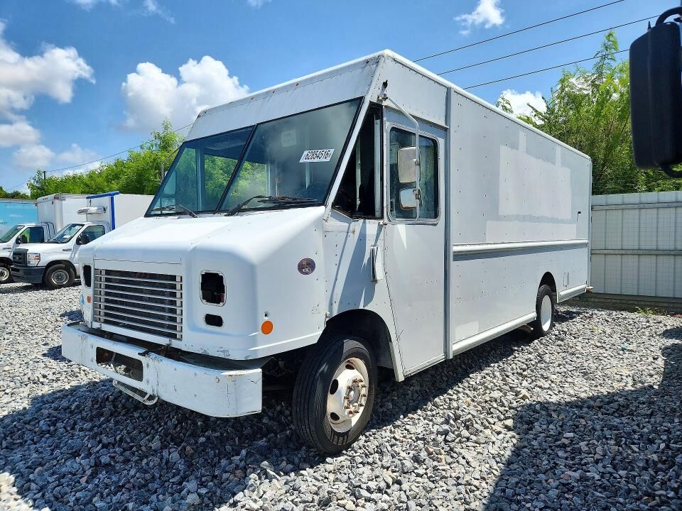 2015 FORD Commercial Chassis