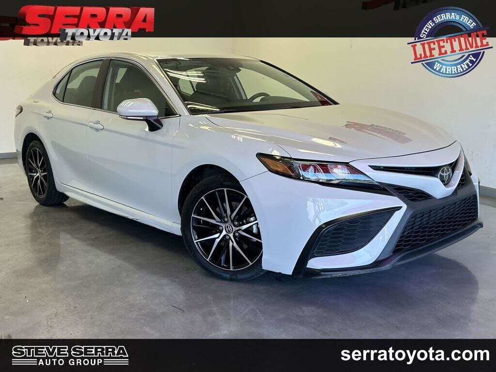 2024 TOYOTA Camry