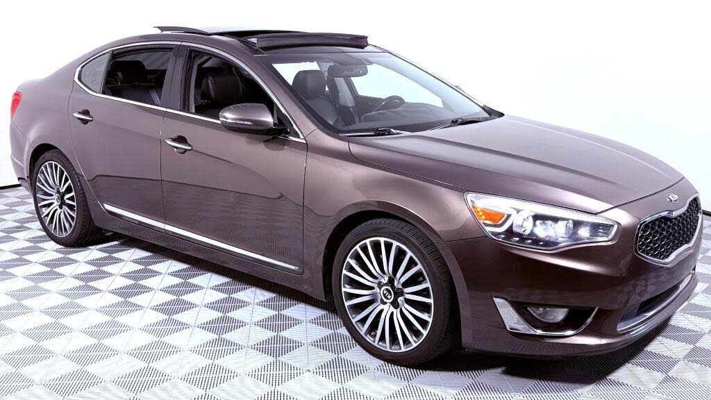 2014 KIA Cadenza