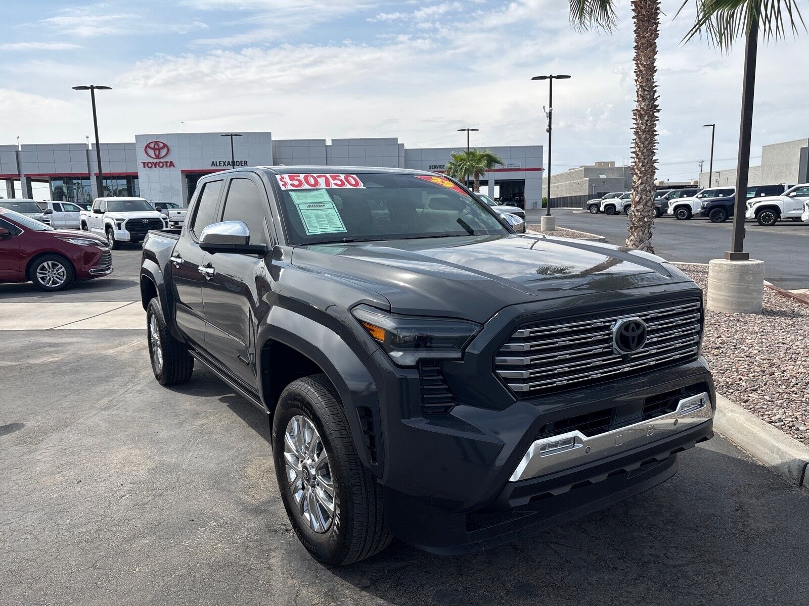 2025 TOYOTA Tacoma
