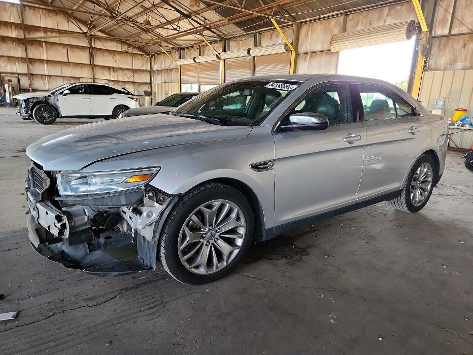 2013 FORD Taurus