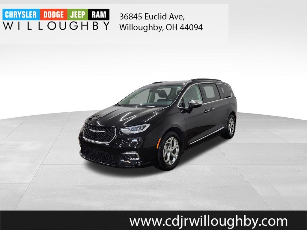 2023 CHRYSLER Pacifica
