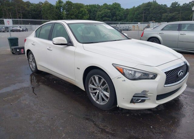 2017 INFINITI Q50