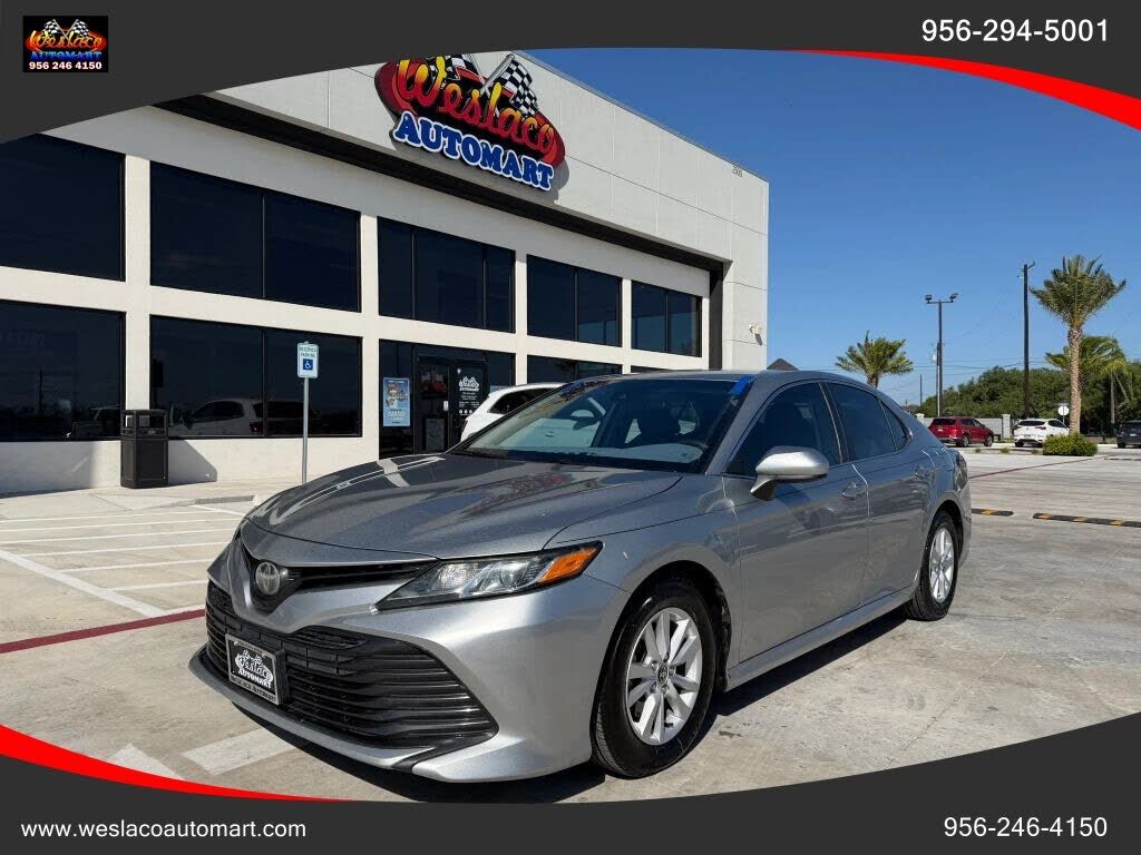 2020 TOYOTA Camry