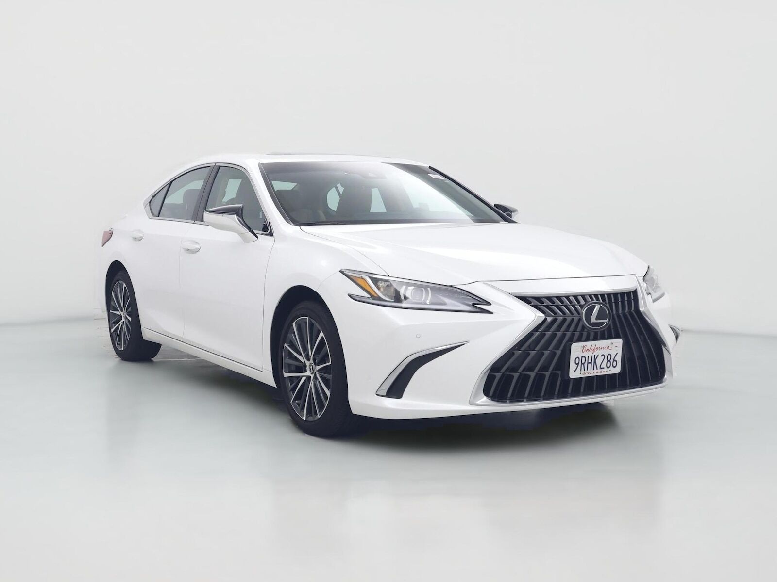 2025 LEXUS ES