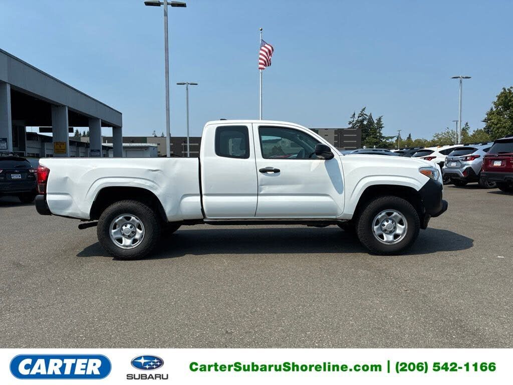 2018 TOYOTA Tacoma