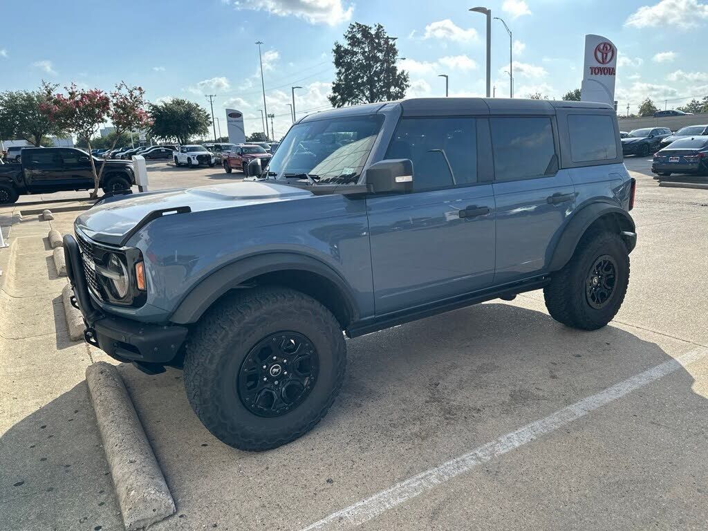 2023 FORD Bronco