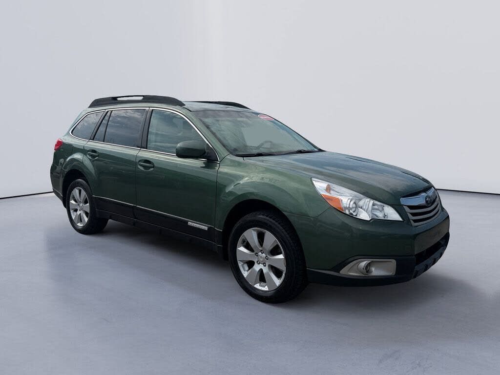 2011 SUBARU Outback