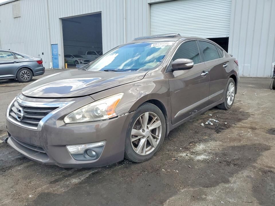 2015 NISSAN Altima