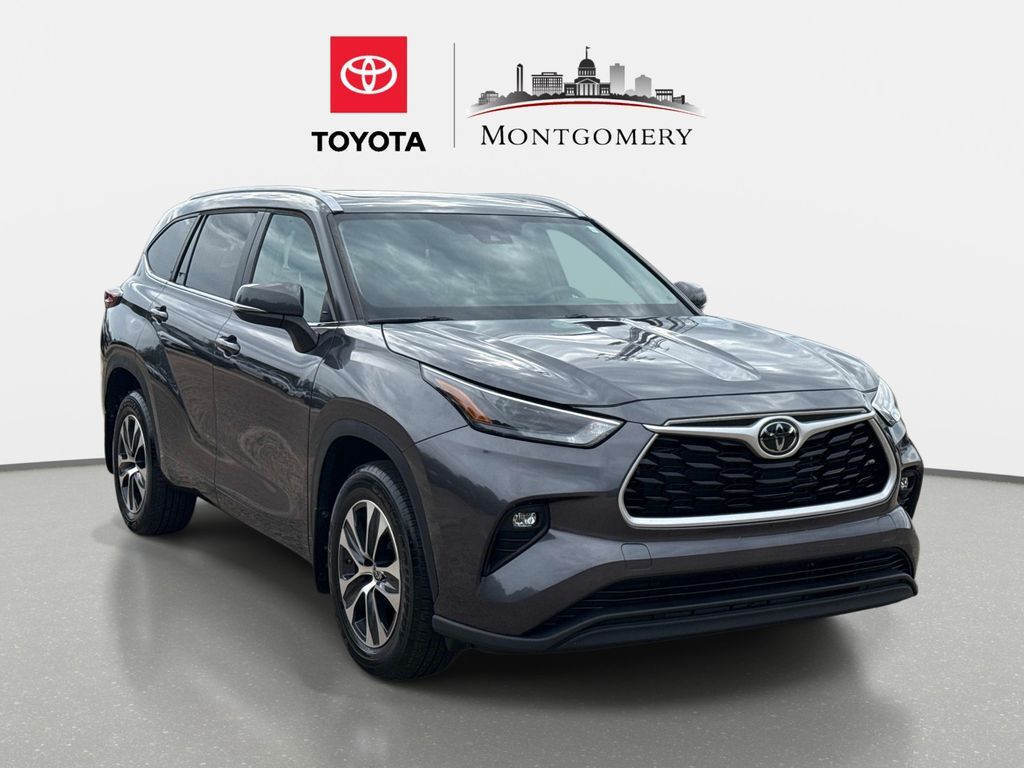 2024 TOYOTA Highlander