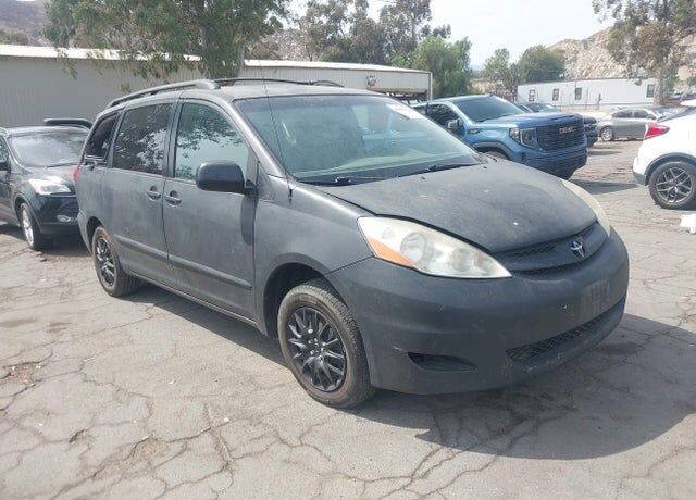 2006 TOYOTA Sienna