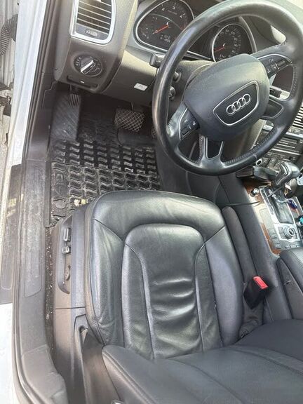 2012 AUDI Q7