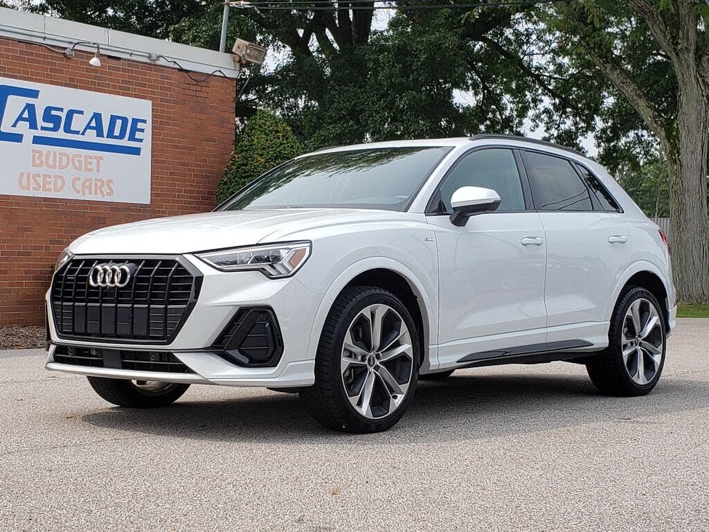 2022 AUDI Q3