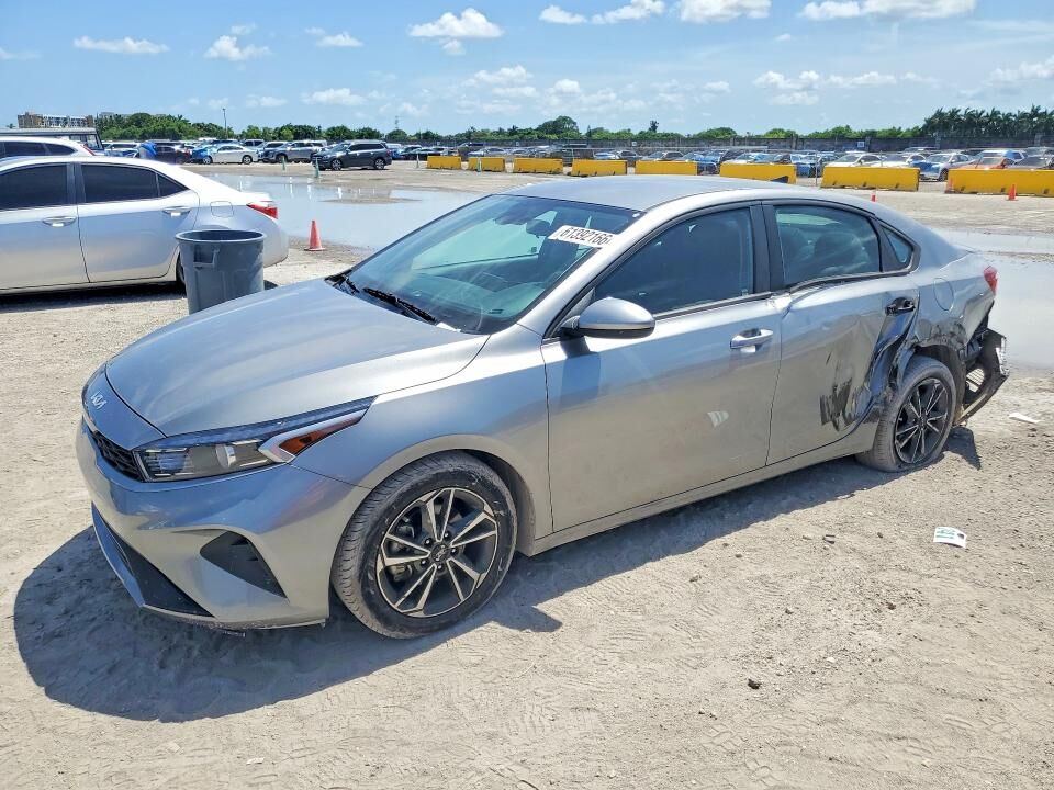2023 KIA Forte
