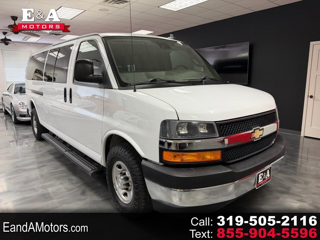 2019 CHEVROLET Express