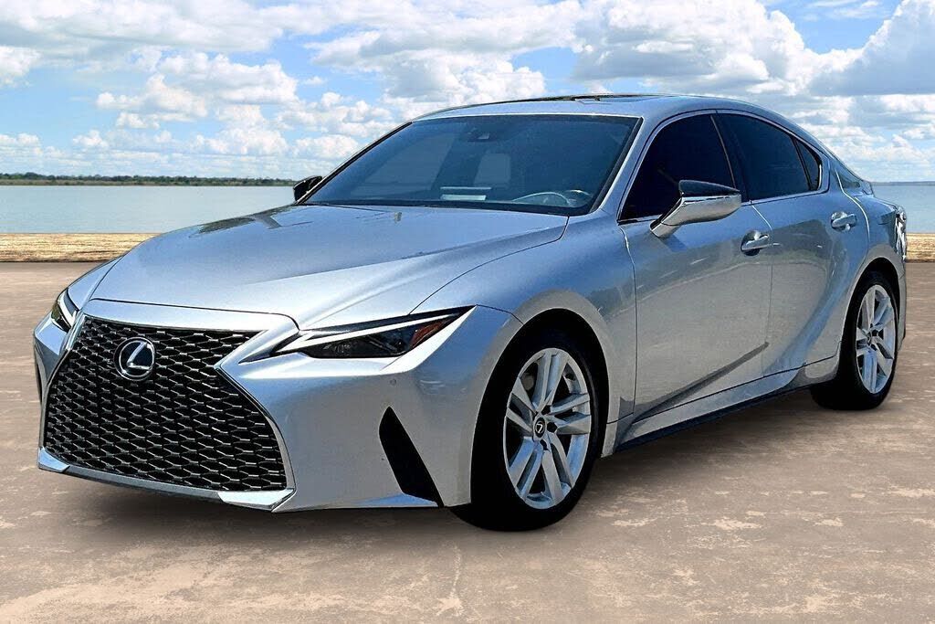 2024 LEXUS IS