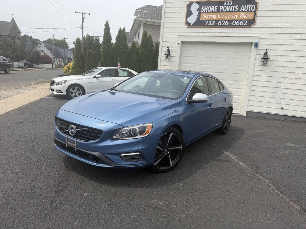 2016 VOLVO S60
