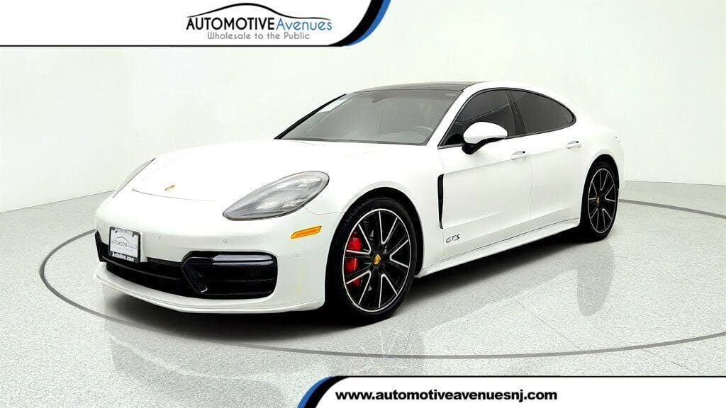 2019 PORSCHE Panamera