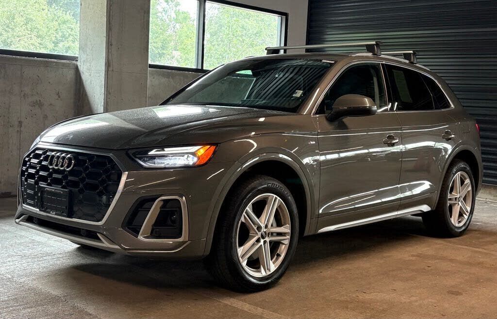 2024 AUDI Q5 e