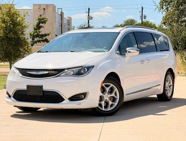 2020 CHRYSLER Pacifica
