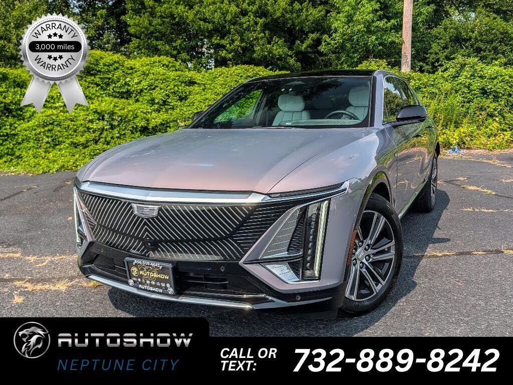 2024 CADILLAC Lyriq