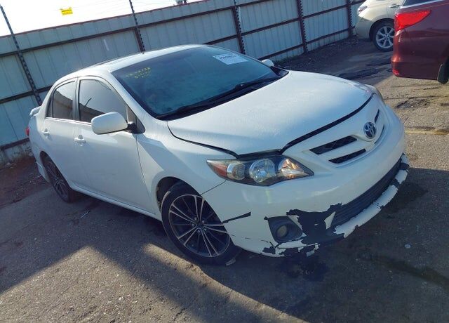 2011 TOYOTA Corolla