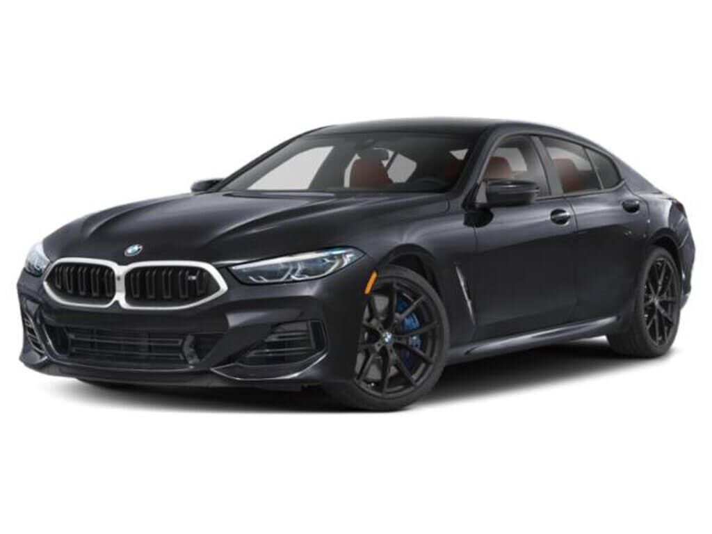 2023 BMW M8