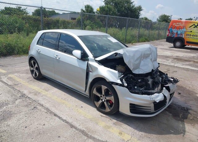 2016 VOLKSWAGEN Golf GTI
