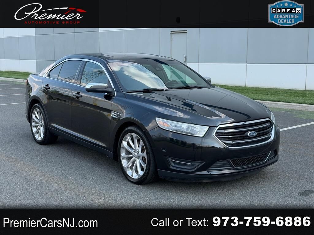 2013 FORD Taurus