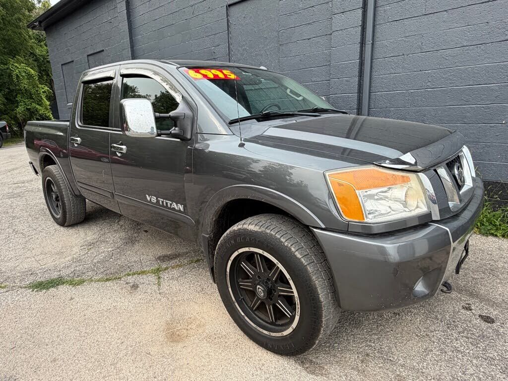 2012 NISSAN Titan