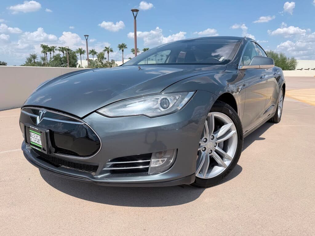 2013 TESLA Model S