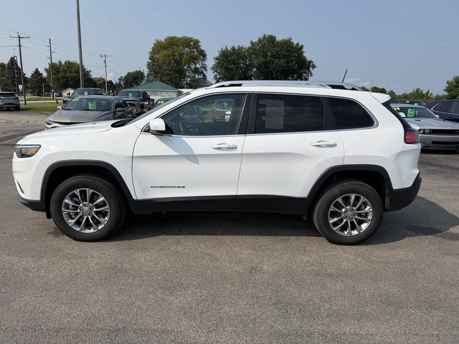 2021 JEEP Cherokee