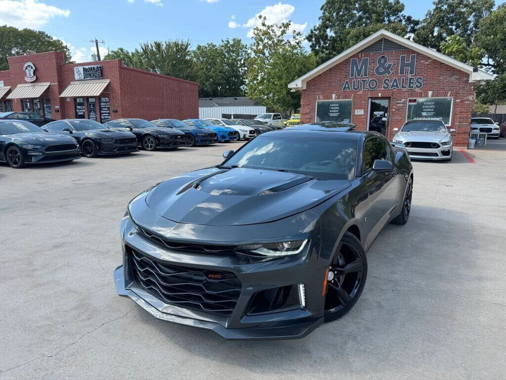 2017 CHEVROLET Camaro