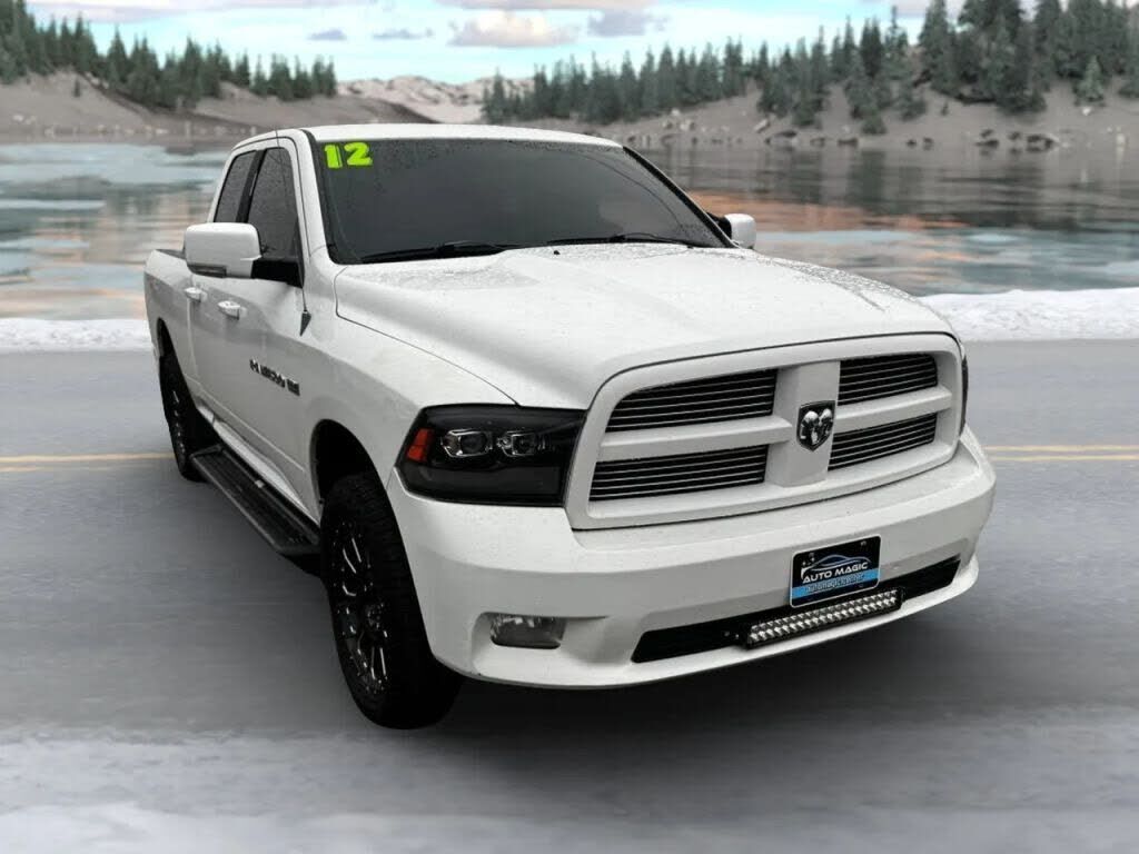 2012 DODGE Ram