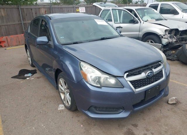 2014 SUBARU Legacy