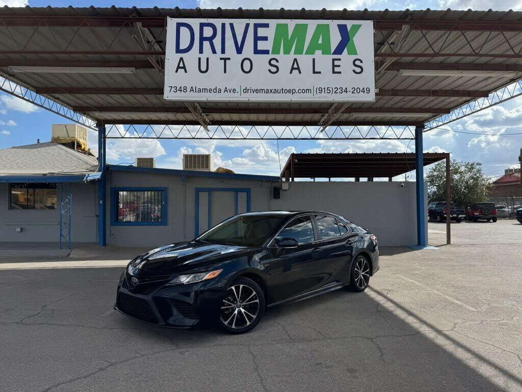 2019 TOYOTA Camry