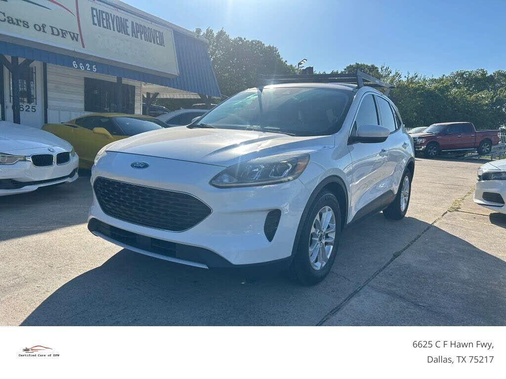 2020 FORD Escape