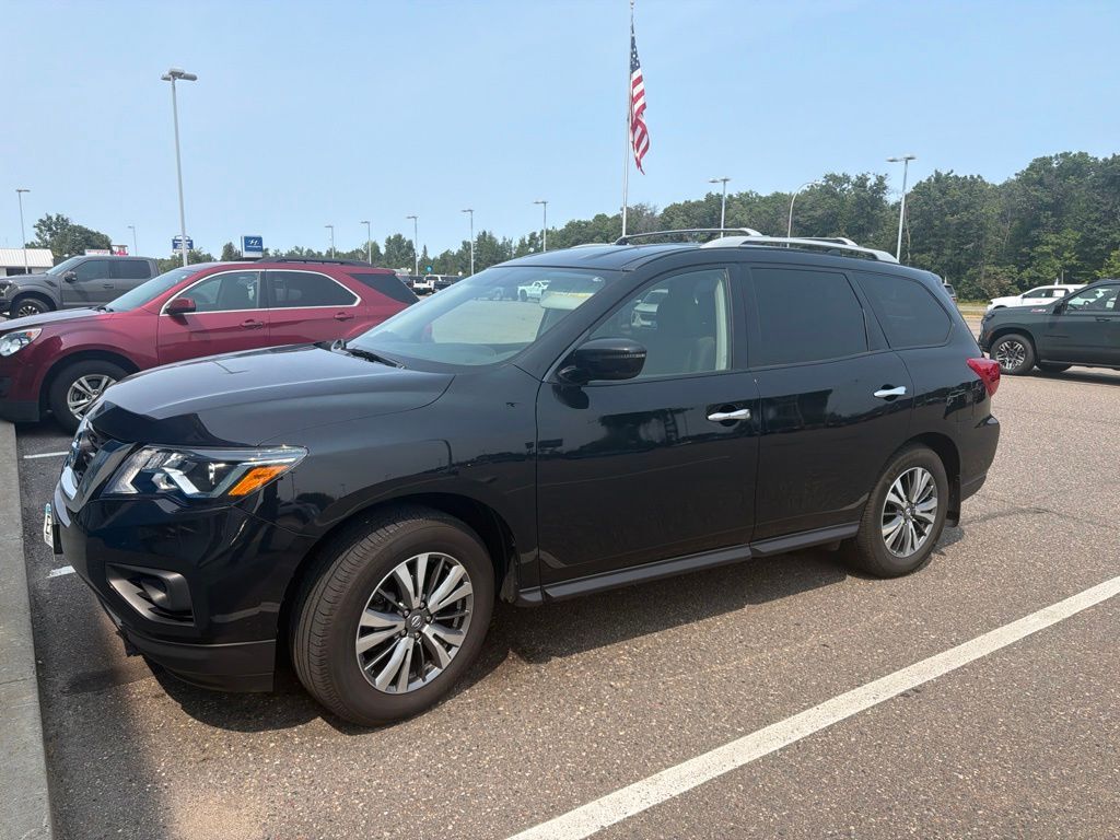 2019 NISSAN Pathfinder