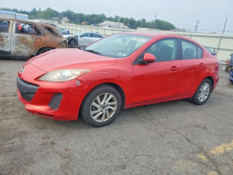 2013 MAZDA Mazda3