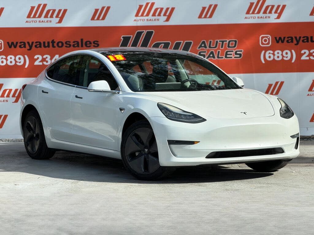 2018 TESLA Model 3