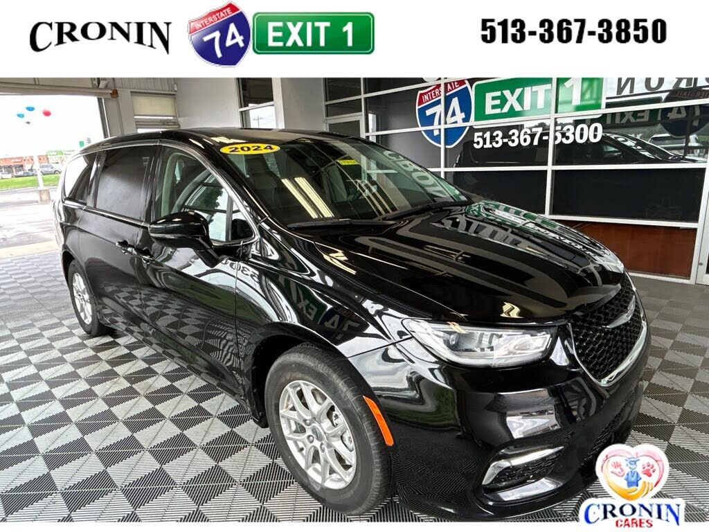 2024 CHRYSLER Pacifica