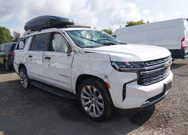 2021 CHEVROLET Suburban
