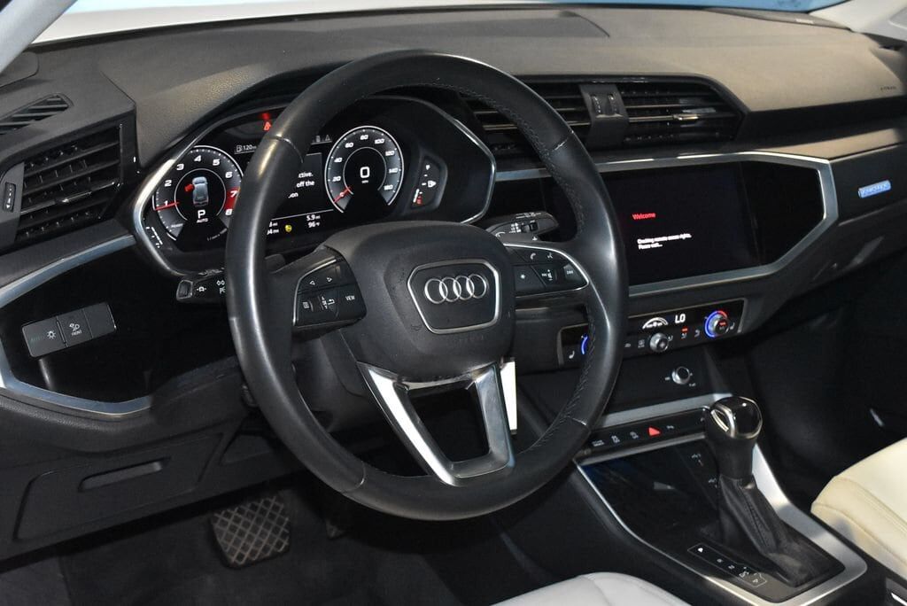 2022 AUDI Q3