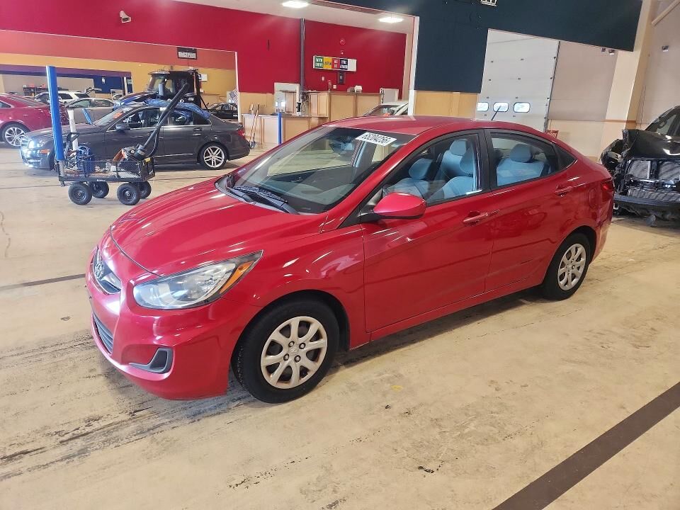 2014 HYUNDAI Accent