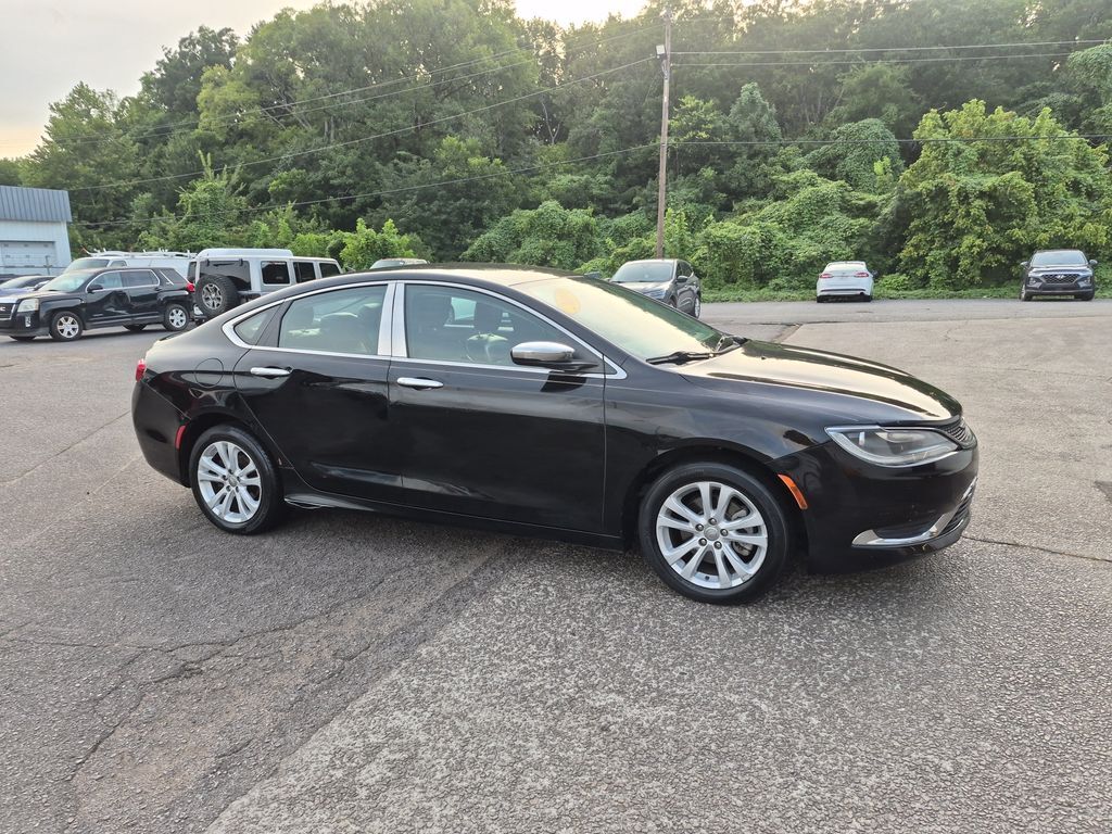 2017 CHRYSLER 200