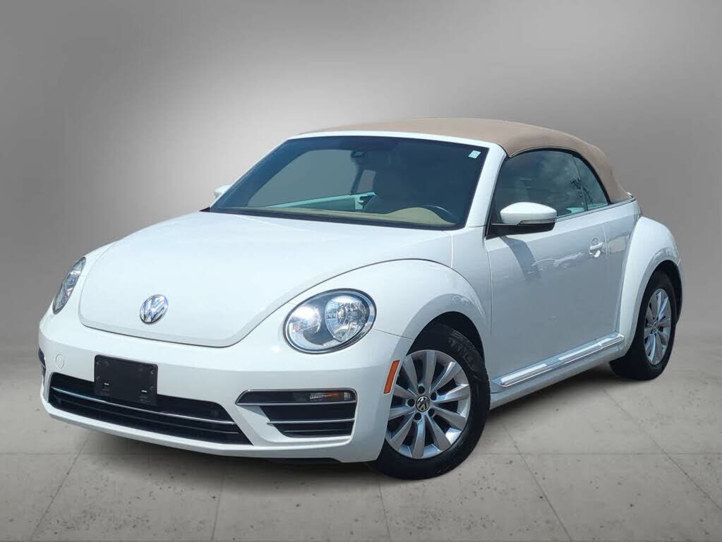2017 VOLKSWAGEN Beetle